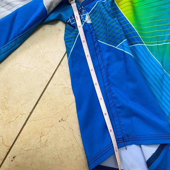 Retro Quicksilver 10” Board Shorts - Picture 7 of 12